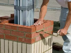tuck pointing bricks